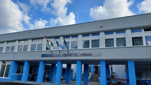 Elsősegély demonstrációk időpontja